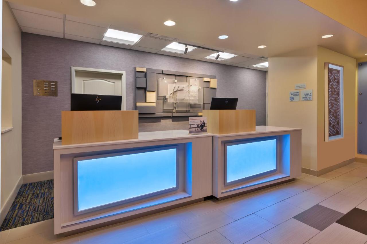 Holiday Inn Express & Suites - Effingham By Ihg Zewnętrze zdjęcie