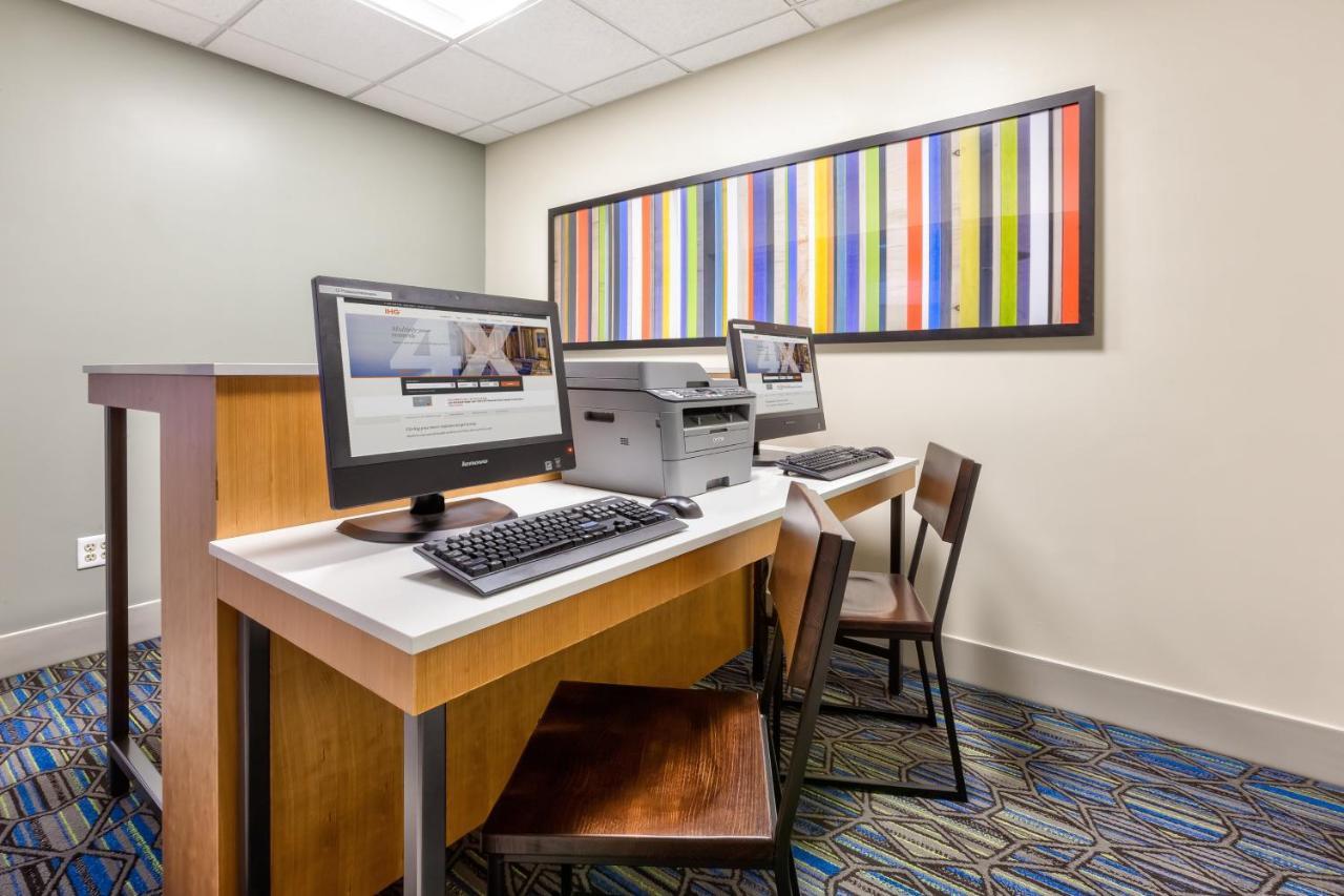 Holiday Inn Express & Suites - Effingham By Ihg Zewnętrze zdjęcie