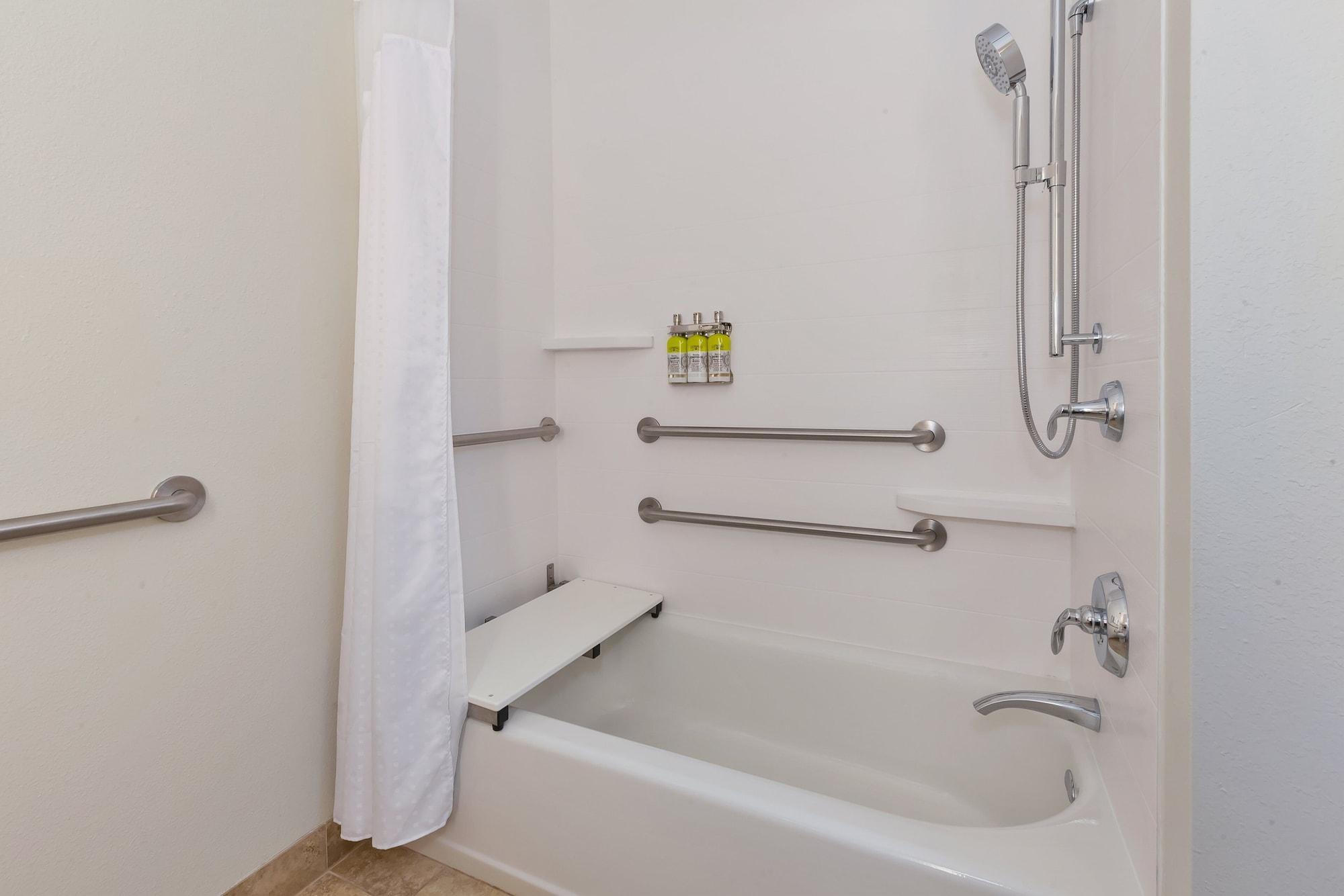 Holiday Inn Express & Suites - Effingham By Ihg Zewnętrze zdjęcie